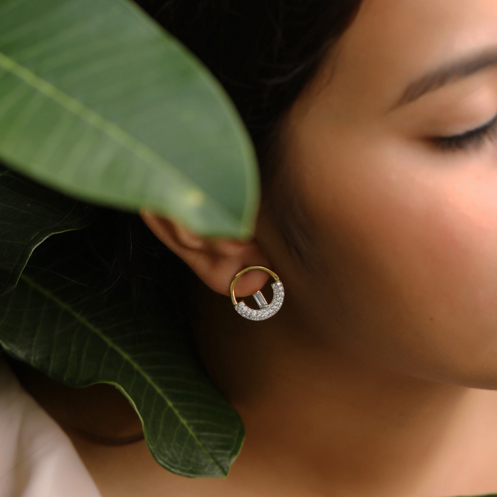 The Swivel Earring - Vero India