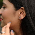 Load image into Gallery viewer, Jade Earrings - Vero India

